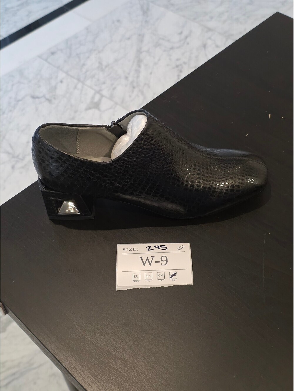 Women's Black Snakeskin Pattern Heeled Loafers